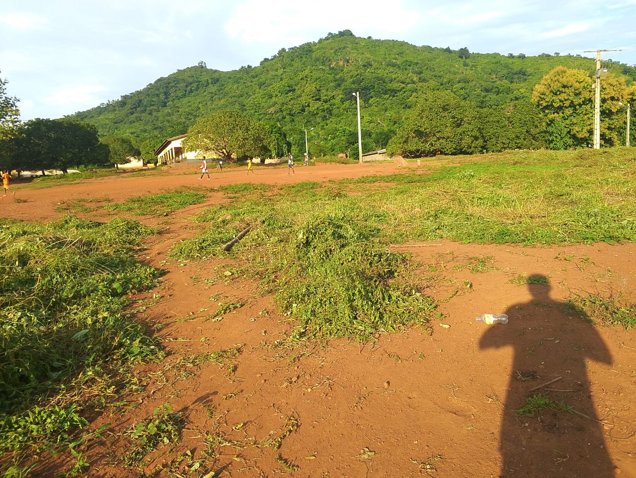Le sommet boisé de la colline Marankoudio