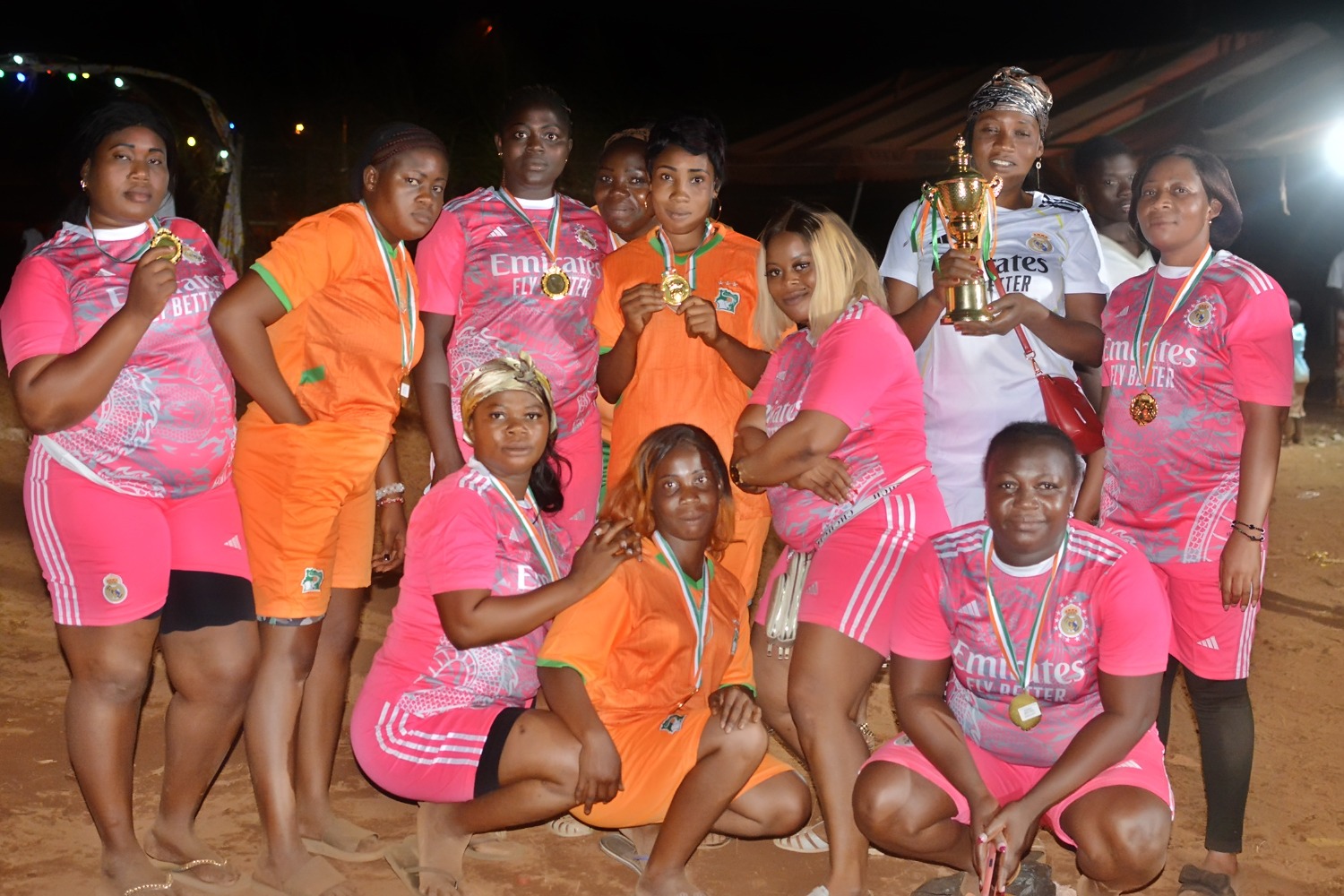 Équipe féminine du tournoi de Pâques à Boudy